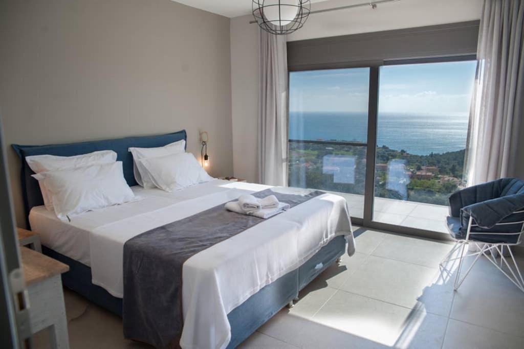 New Villa Blue With Private Pool At Trapezaki Livathos  Exterior foto